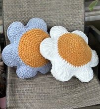 Load image into Gallery viewer, Large Daisy Pillow
